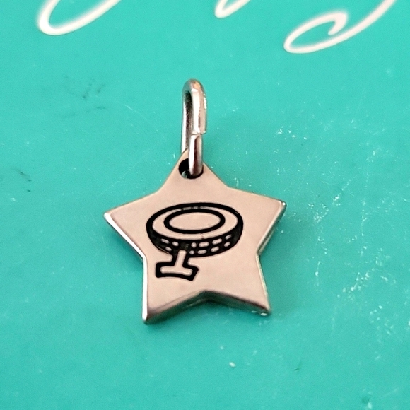 H. STERN PENDANT - Picture 1 of 2